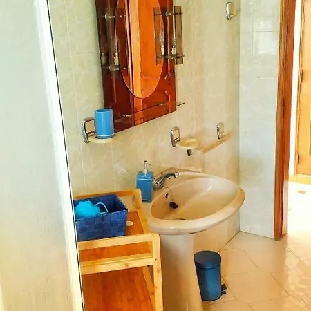Casa Da Vinha Bed & Breakfast