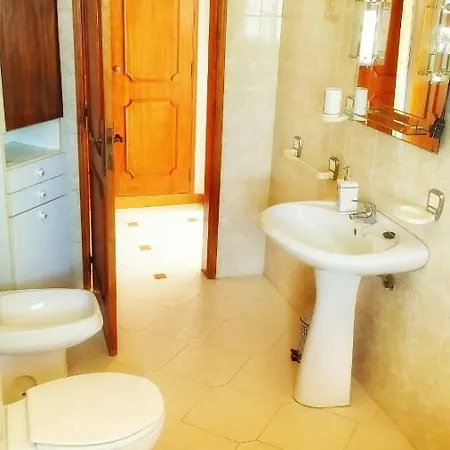 Casa Da Vinha Bed & Breakfast Santa Bárbara de Nexe